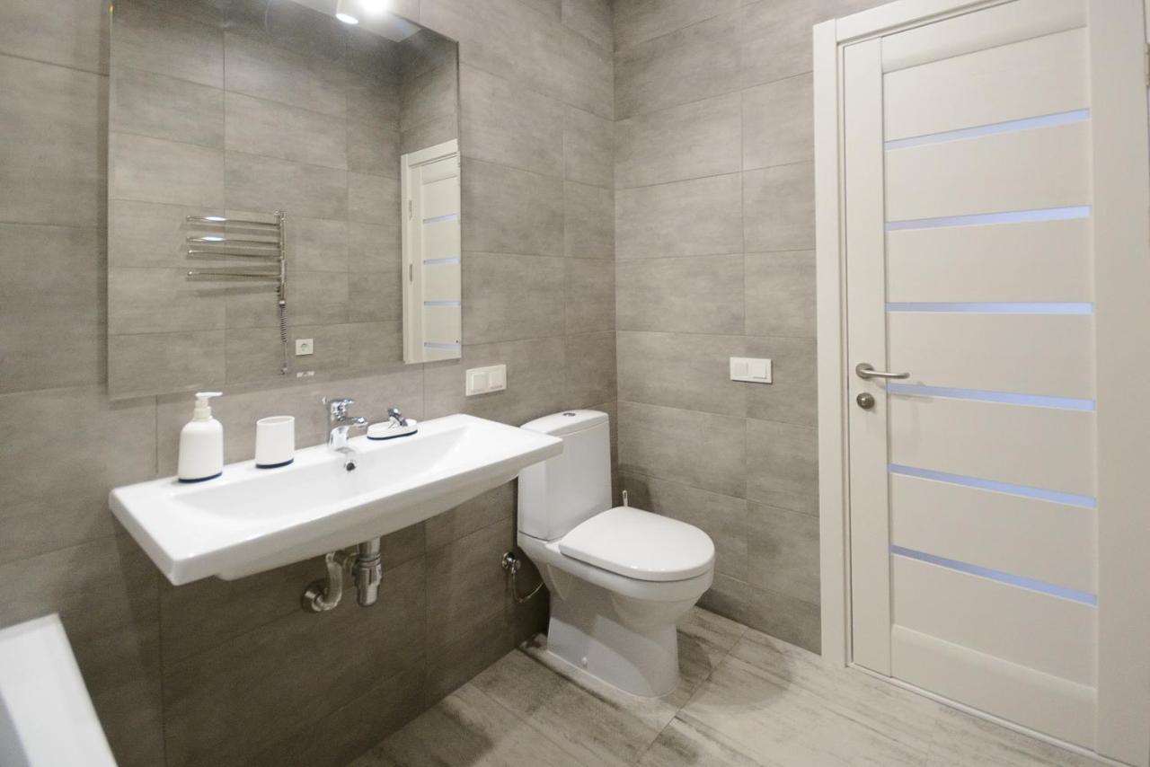 Partner Guest House Klovs'Kyi Kiev Esterno foto